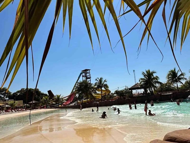 Piscinas de Ondas