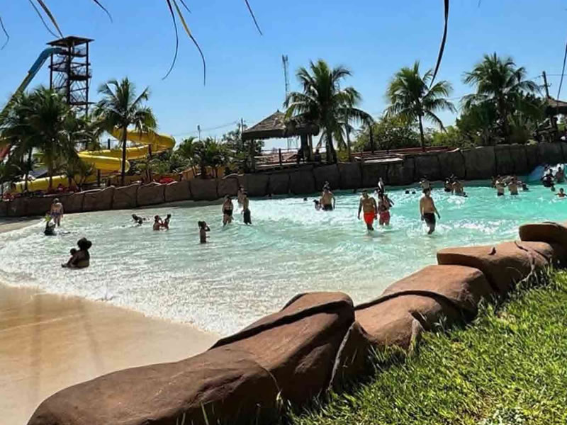 Piscinas de Ondas