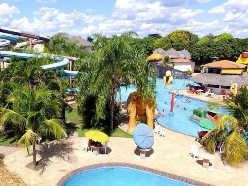 Piscinas de Ondas